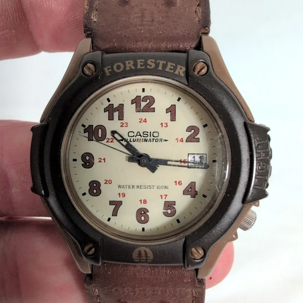 Casio Forester mens watch FT-500 new batt light date